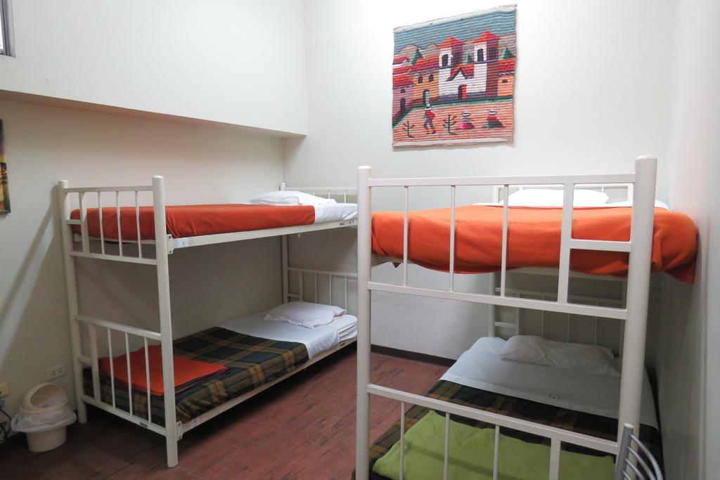 Casa Hualpa Hostel Distretto di Distretto di Lima Esterno foto