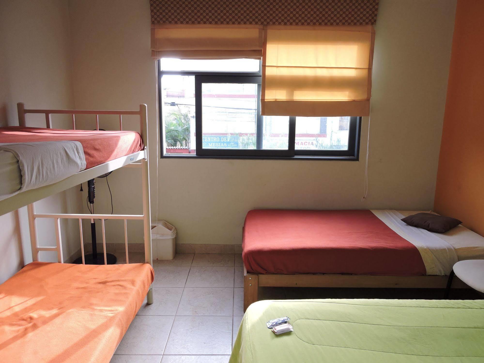 Casa Hualpa Hostel Distretto di Distretto di Lima Esterno foto