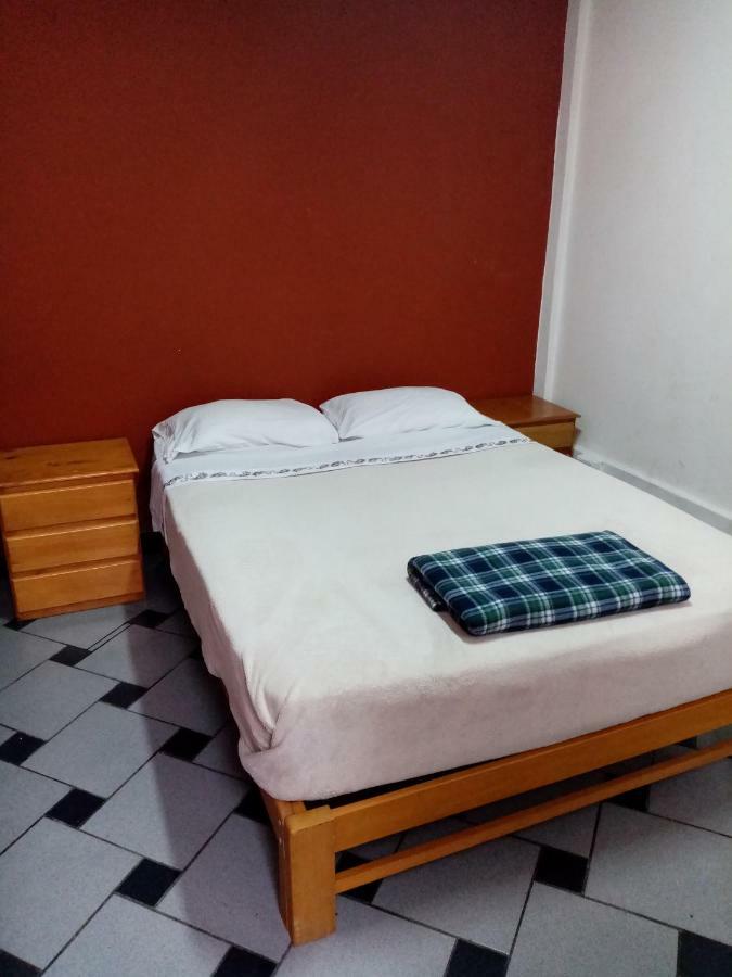 Casa Hualpa Hostel Distretto di Distretto di Lima Esterno foto
